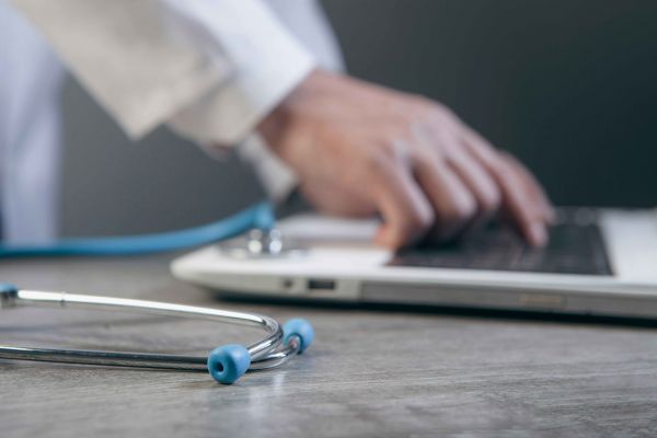 Cheques de Psicologia e Nutri&ccedil;&atilde;o dispon&iacute;veis para jovens entre os 12 e os 35 anos